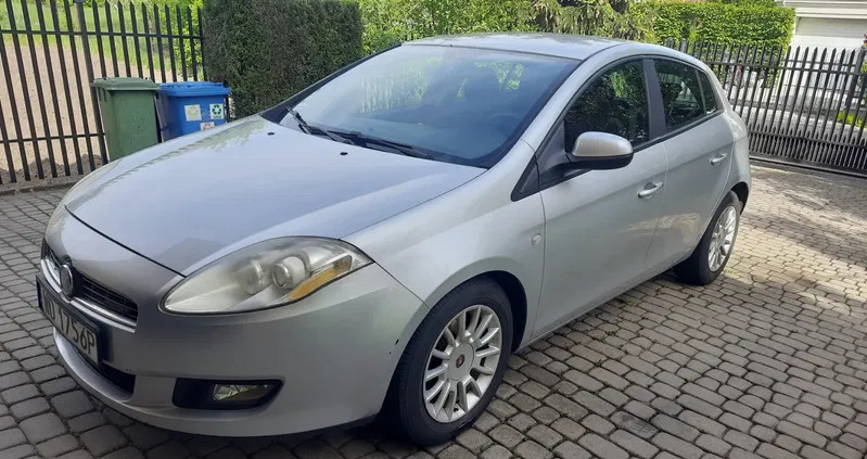 samochody osobowe Fiat Bravo cena 13500 przebieg: 229000, rok produkcji 2009 z Warszawa